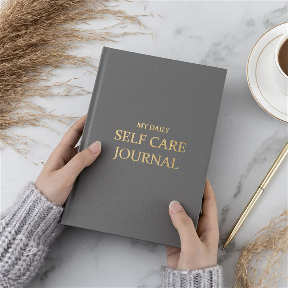 Gratitude Journal
Five-minute Journal
Happy Book
Self-help Diary
Cloth Cover Notebook